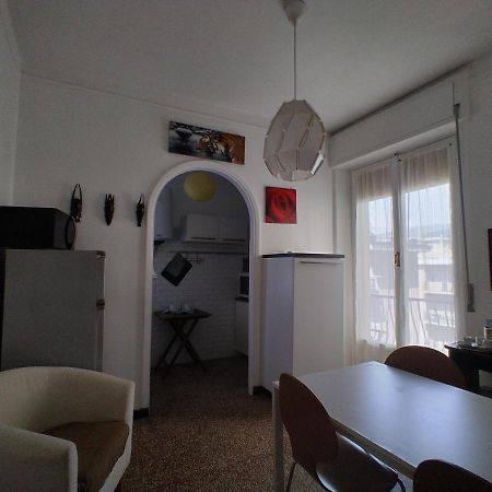 Trilocale Cecilia'S Studio Генуя Экстерьер фото