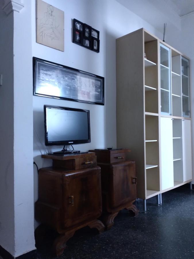 Trilocale Cecilia'S Studio Генуя Экстерьер фото
